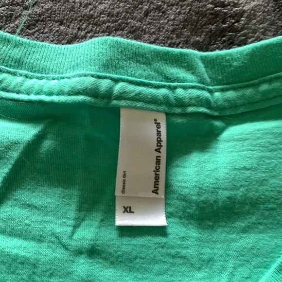 Metric autographed tshirt XL - Picture 3 of 5